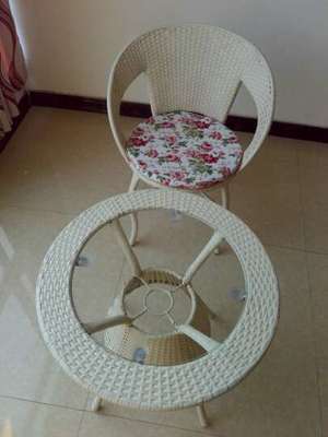 賽森 藤椅三件套特價(jià)陽(yáng)臺(tái)桌椅套件五休閑戶(hù)外田園家具庭院茶幾組合椅子咖啡廳賓館奶茶店組合批發(fā) 米白色帶坐墊. 兩個(gè)椅子+茶幾--整體還可以&hellip;&hellip.